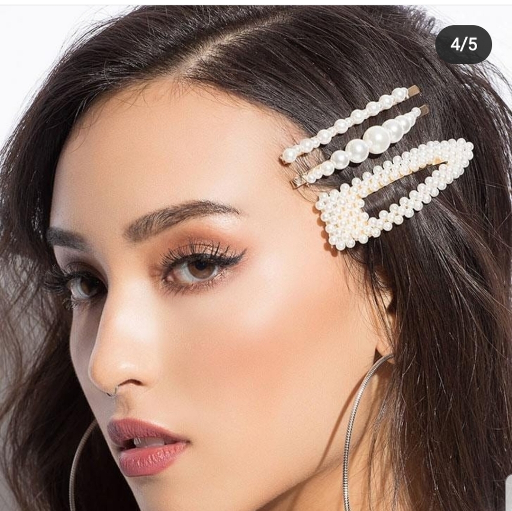 Hair pins